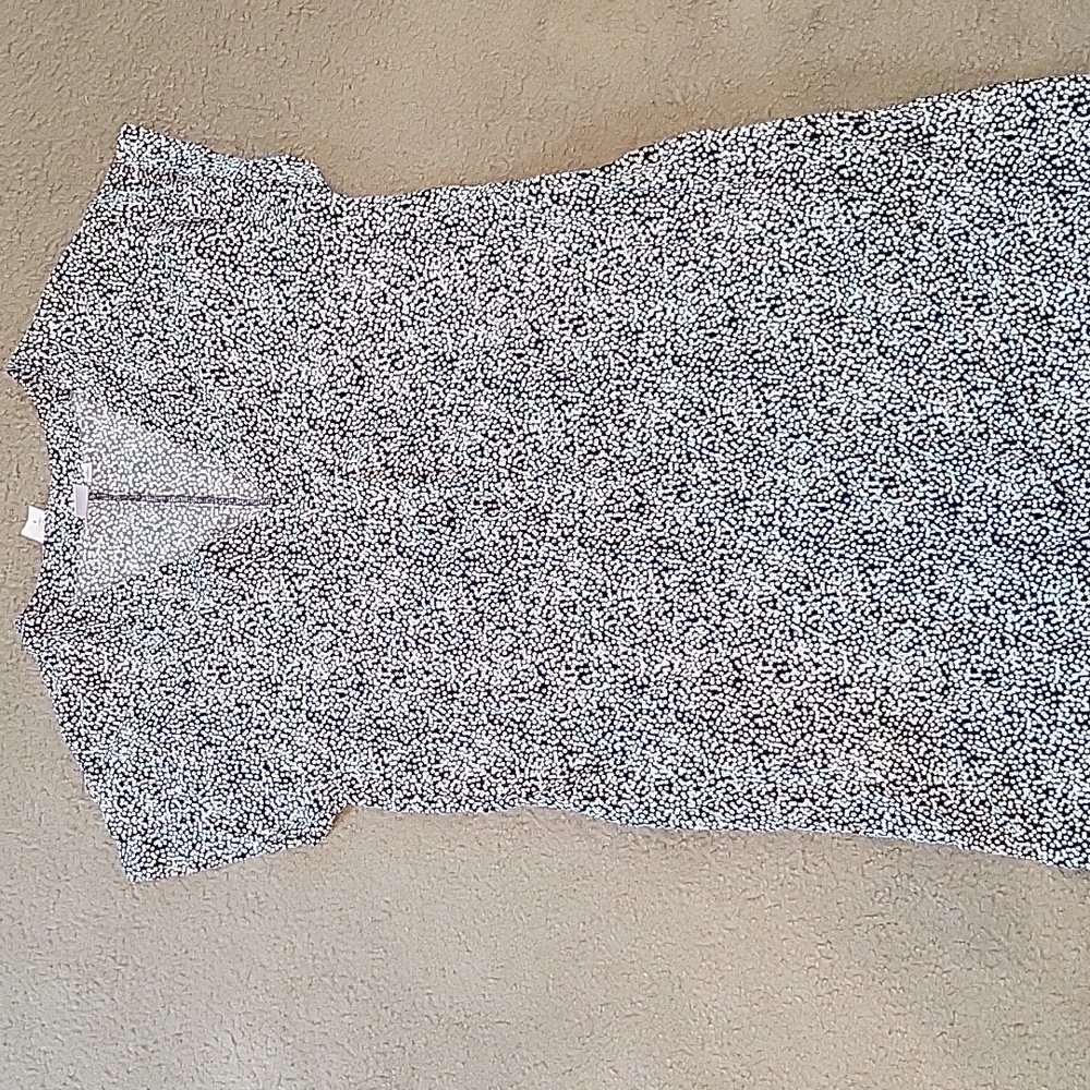 NWT Gap V-neck Navy Dot Capsleeve Dress Size Small